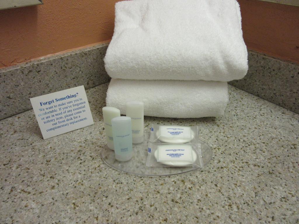 Clarion Suites Augusta Extérieur photo