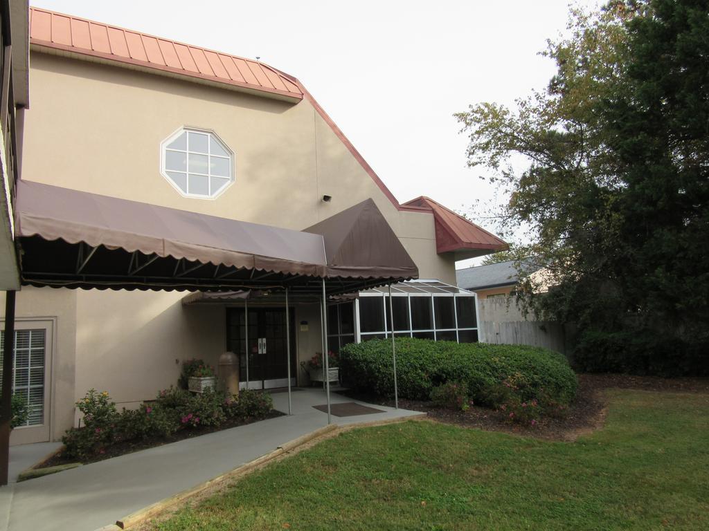 Clarion Suites Augusta Extérieur photo