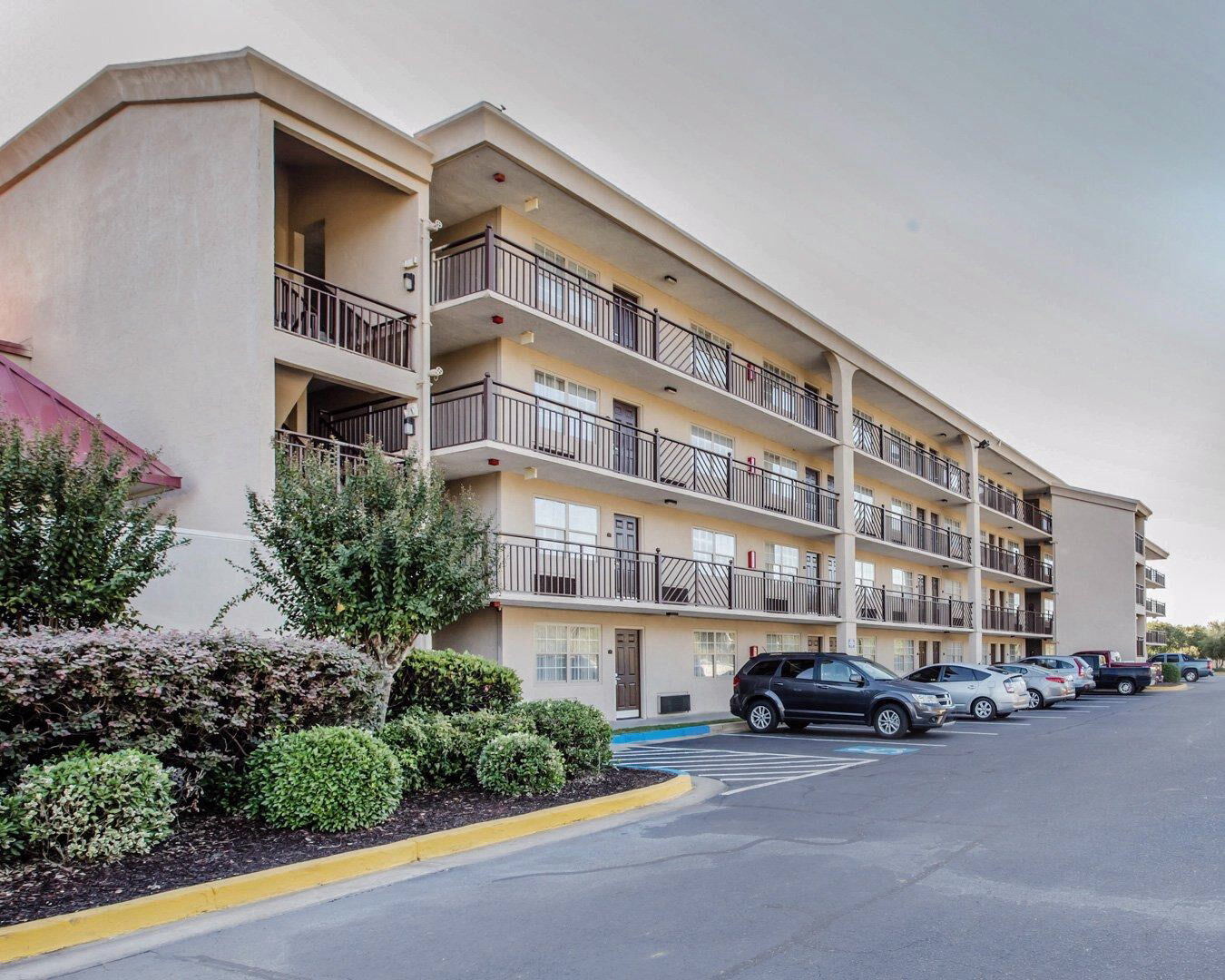 Clarion Suites Augusta Extérieur photo